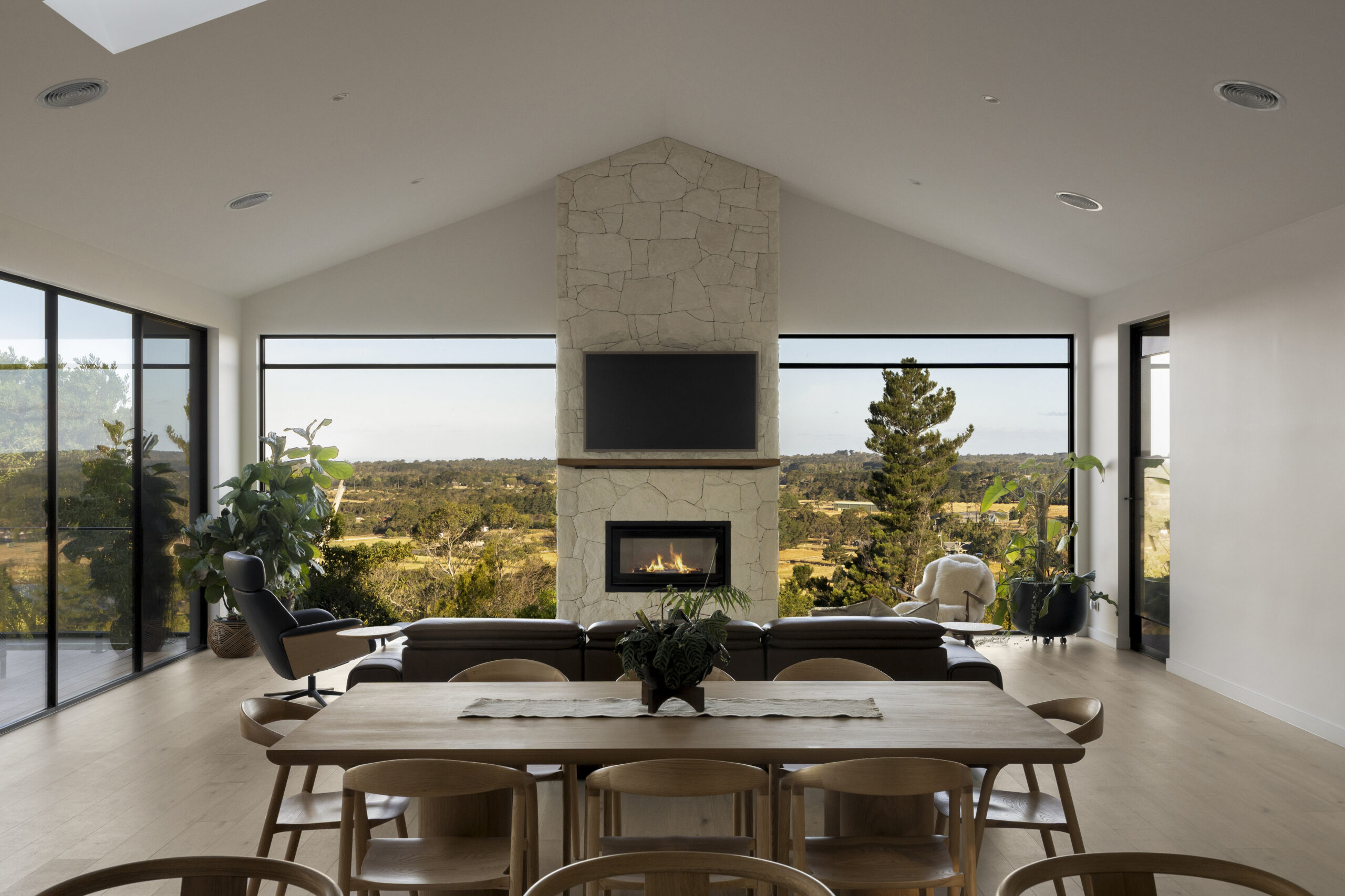 Luxury Build · Rosebud